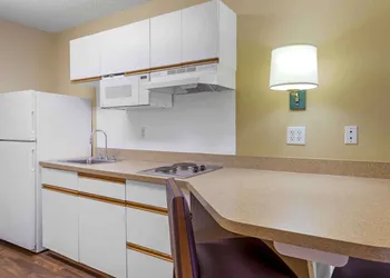 Extended Stay America Suites Houston Galleria Uptown hotel thumbnail 6