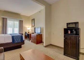 Comfort Inn & Suites Augusta Fort Gordon Area hotel thumbnail 5