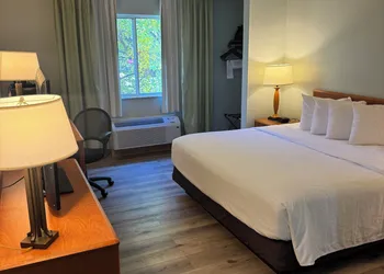 Wingate by Wyndham Sioux City hotel thumbnail 6