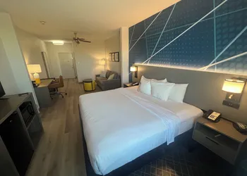 Comfort Suites San Angelo near University hotel thumbnail 6