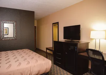 Quality Inn & Suites Ames Conference Center Near ISU Campus hotel thumbnail 7