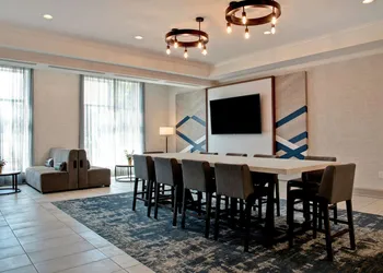 Hilton Garden Inn Kansas City hotel thumbnail 2