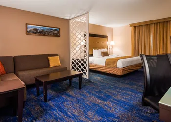 Best Western Plus Portland Airport Hotel & Suites hotel thumbnail 7
