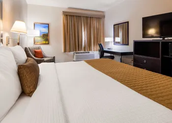 Best Western Plus Portland Airport Hotel & Suites hotel thumbnail 8