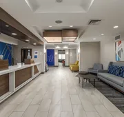 Holiday Inn Express Hotel & Suites Vancouver Mall by IHG hotel detail image 3