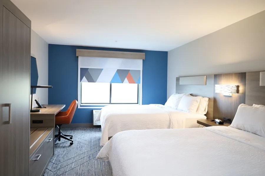 Holiday Inn Express Hotel & Suites Vancouver Mall by IHG hotel detail image 6