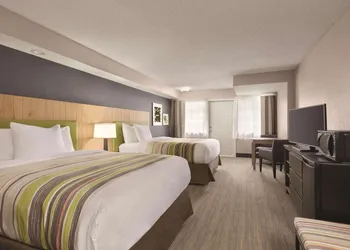 Country Inn & Suites by Radisson, Pigeon Forge South, TN hotel thumbnail 6