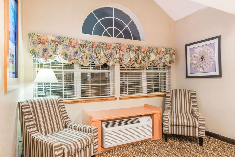 Microtel Inn & Suites by Wyndham Uncasville Casino Area hotel detail image 2