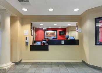 Extended Stay America Suites Oakland Alameda Airport hotel thumbnail 2