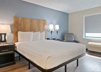 Extended Stay America Suites Oakland Alameda Airport hotel thumbnail 6