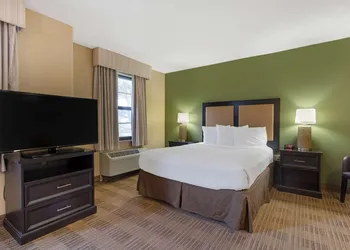 Extended Stay America Suites Oakland Alameda Airport hotel thumbnail 7
