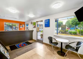 Motel 6 Portland, OR - Downtown hotel thumbnail 2