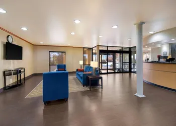 Comfort Suites El Paso West hotel thumbnail 5