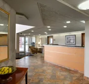 Super 8 by Wyndham Madison South hotel detail image 4