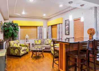 AmericInn by Wyndham Des Moines Airport hotel thumbnail 7