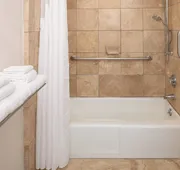 Holiday Inn Portland - Columbia Riverfront by IHG hotel detail image 5
