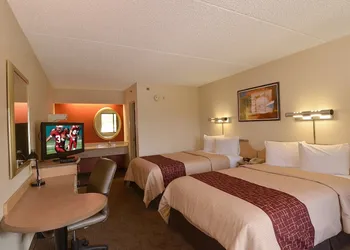 Red Roof Inn San Antonio - Airport hotel thumbnail 6