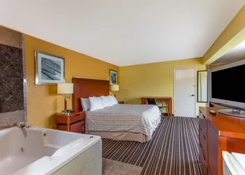Lodge at Mill Creek hotel thumbnail 2