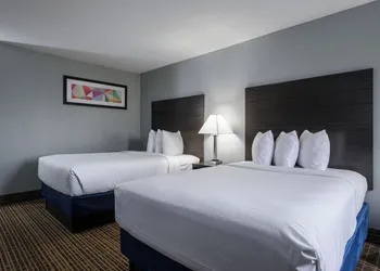 Baymont by Wyndham Louisville Airport South hotel thumbnail 7