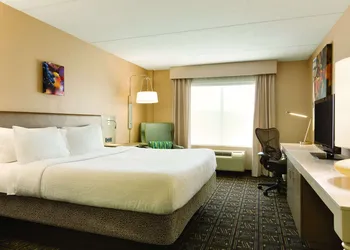 Hilton Garden Inn Niagara-on-the-Lake hotel thumbnail 8