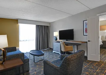 Holiday Inn Philadelphia-Cherry Hill by IHG hotel thumbnail 2
