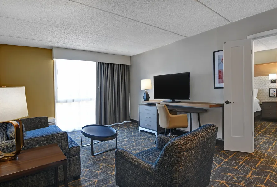 Holiday Inn Philadelphia-Cherry Hill by IHG hotel detail image 2