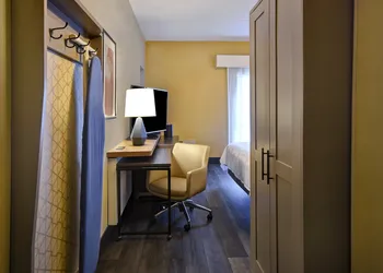 Holiday Inn Philadelphia-Cherry Hill by IHG hotel thumbnail 5