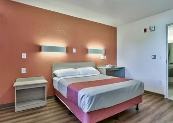 Motel 6 Flagstaff, AZ - Butler hotel thumbnail 6