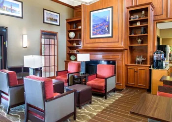 Comfort Inn and Suites San Francisco Airport North hotel thumbnail 2