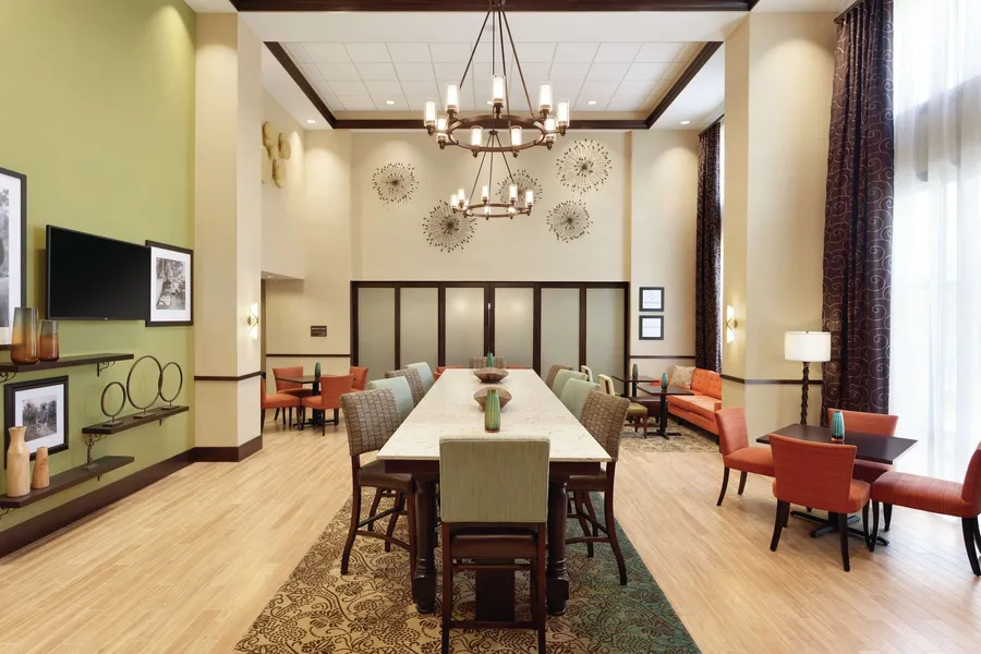 Hampton Inn & Suites Philadelphia Montgomeryville hotel detail image 2