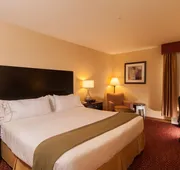 Holiday Inn Express Vernon - Manchester by IHG hotel detail image 4