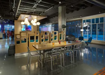 Aloft by Marriott Tampa Downtown hotel thumbnail 4
