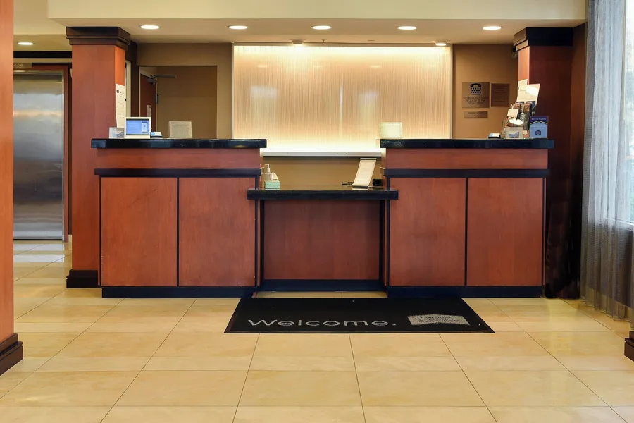 Fairfield Inn & Suites Hartford Airport hotel detail image 2