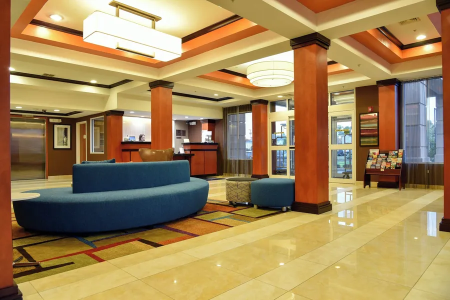 Fairfield Inn & Suites Hartford Airport hotel detail image 6