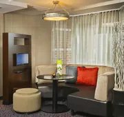 Courtyard by Marriott Dulles Town Center hotel detail image 4