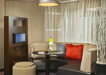 Courtyard by Marriott Dulles Town Center hotel thumbnail 4