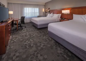 Courtyard by Marriott Dulles Town Center hotel thumbnail 6