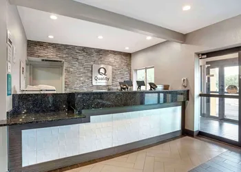 Quality Inn & Suites Birmingham - Highway 280 hotel thumbnail 2