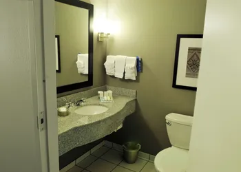 Hilton Garden Inn Louisville/Northeast hotel thumbnail 5
