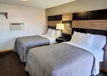 Woodland Inn hotel thumbnail 8
