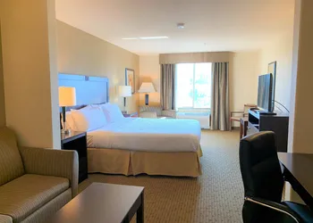 Holiday Inn Express Hotel & Suites FRESNO NORTHWEST-HERNDON by IHG hotel thumbnail 5