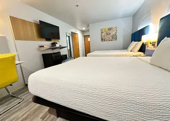 Microtel Inn by Wyndham Gallup hotel thumbnail 8