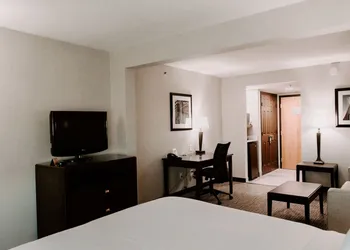 Wingate by Wyndham Chantilly / Dulles Airport hotel thumbnail 8