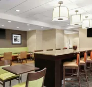 Hampton Inn Washington-Dulles Int'l Airport South hotel detail image 3