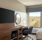 Hampton Inn Waynesboro/Stuarts Draft hotel detail image 5