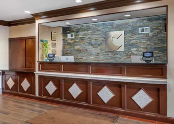 Comfort Inn & Suites hotel thumbnail 7