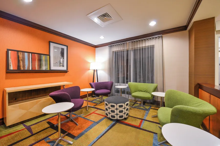 Fairfield Inn & Suites by Marriott White Marsh hotel detail image 2