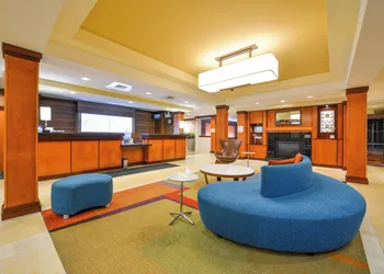 Fairfield Inn & Suites by Marriott White Marsh hotel thumbnail 3