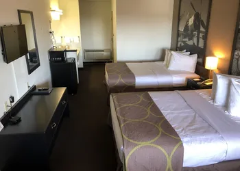 Super 8 by Wyndham Fernley hotel thumbnail 4