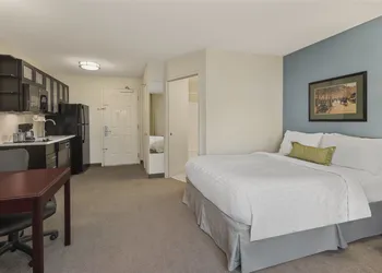 Candlewood Suites Raleigh Crabtree by IHG hotel thumbnail 4